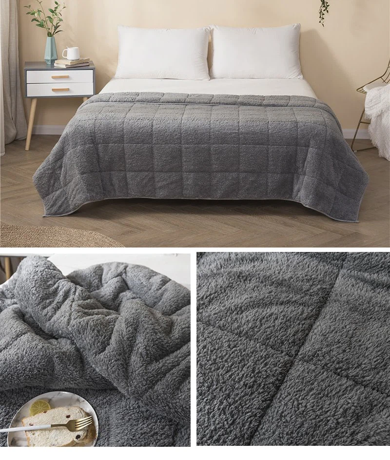 FLEECE COMFORTER
